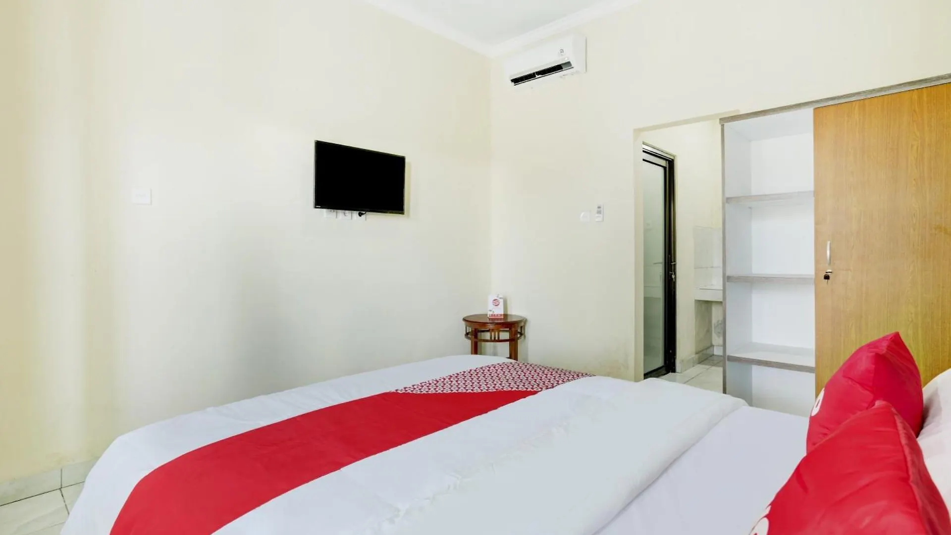 Oyo 90690 Pondok Dukuh 웅아산