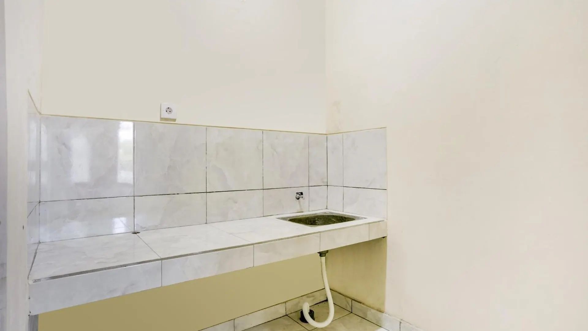 호텔 Oyo 90690 Pondok Dukuh 웅아산