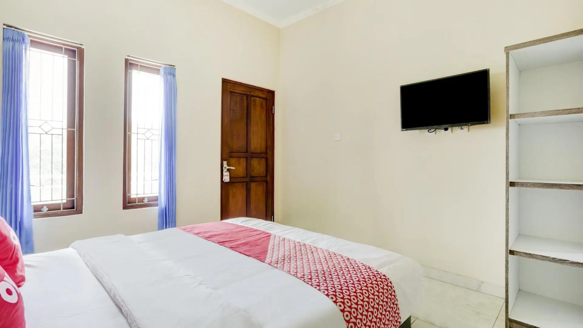 Oyo 90690 Pondok Dukuh 웅아산 호텔